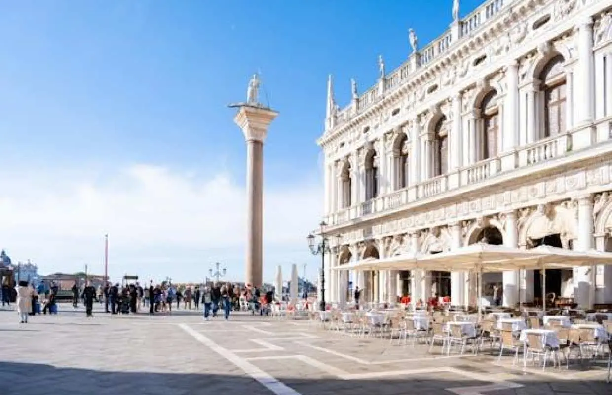 1-hour visit to the Basilica, Doge's Palace and Bell Tower