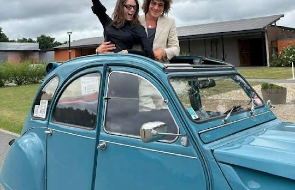 Saint-Émilion and Pomerol private full-day tour in a classic car