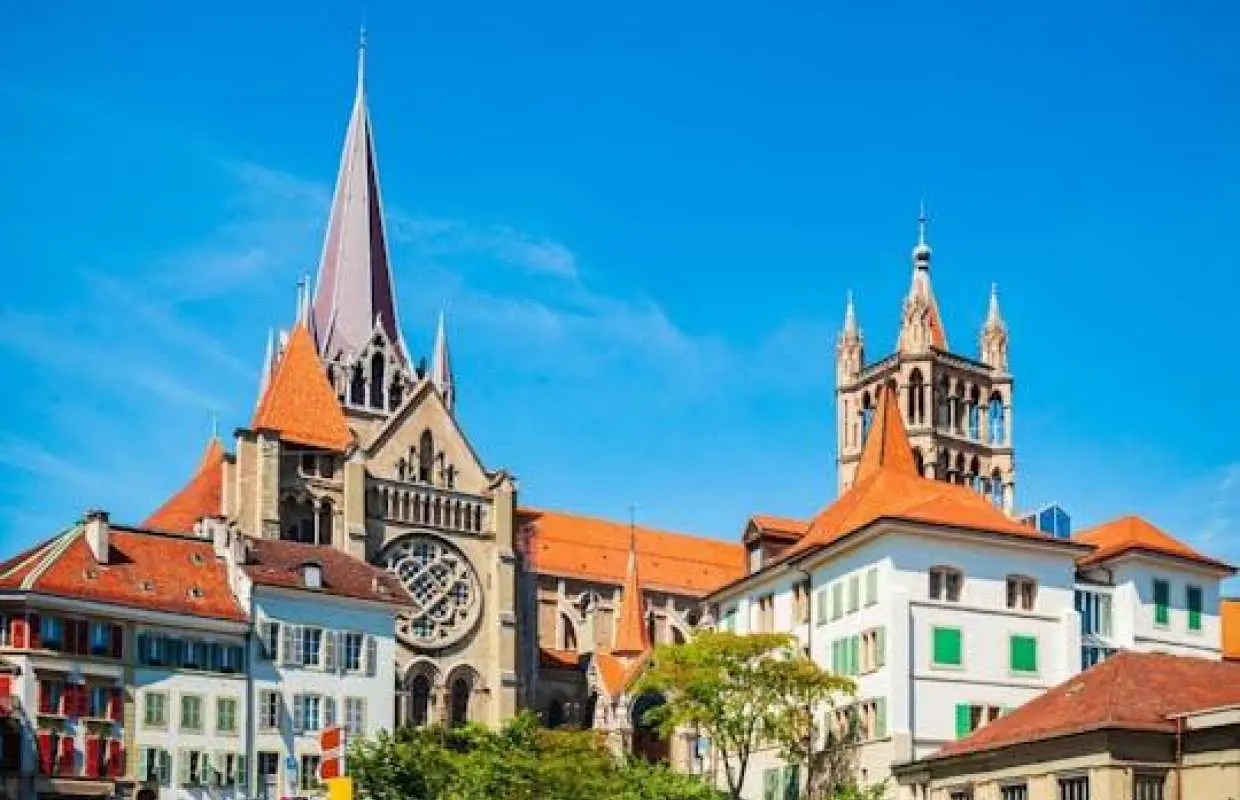 Explore the Instaworthy spots of Lausanne with a local