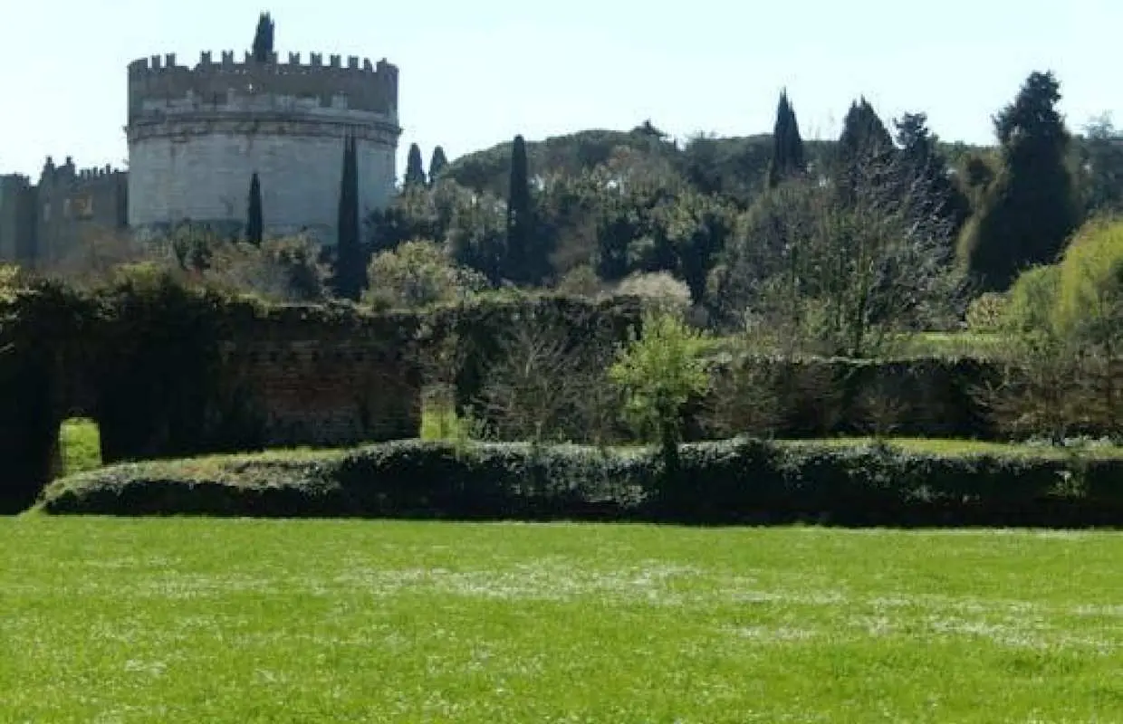 Appian Way and San Sebastian Catacombs English guided walking tour
