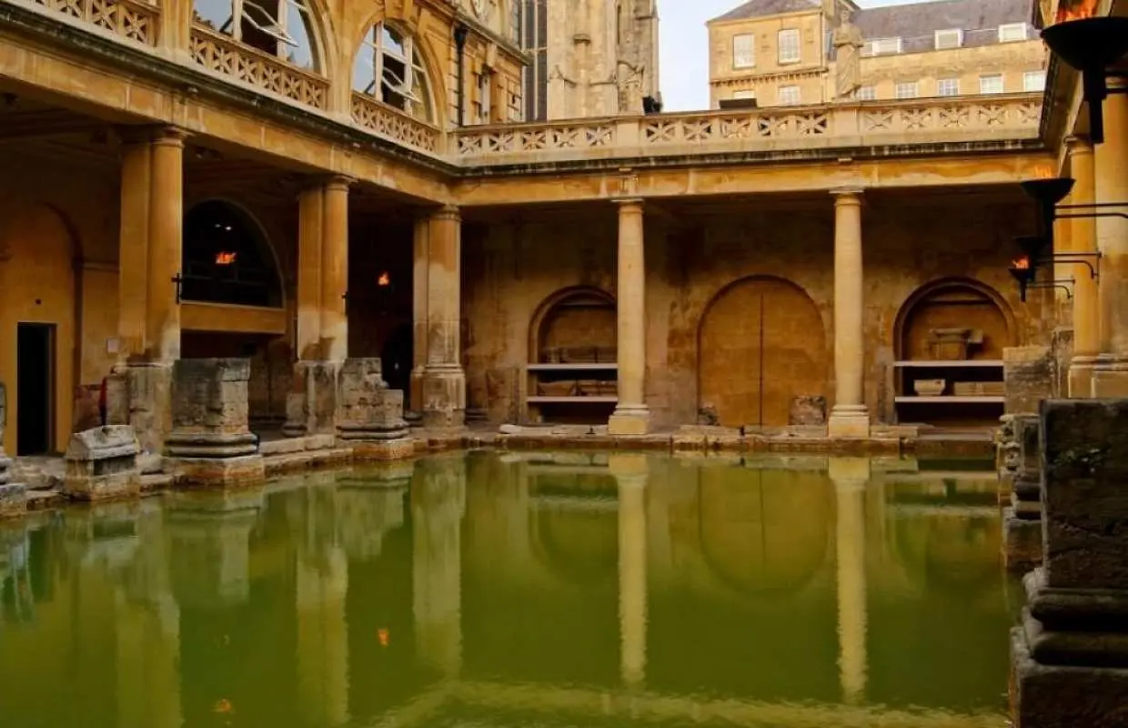 Stonehenge and Roman Baths Tour
