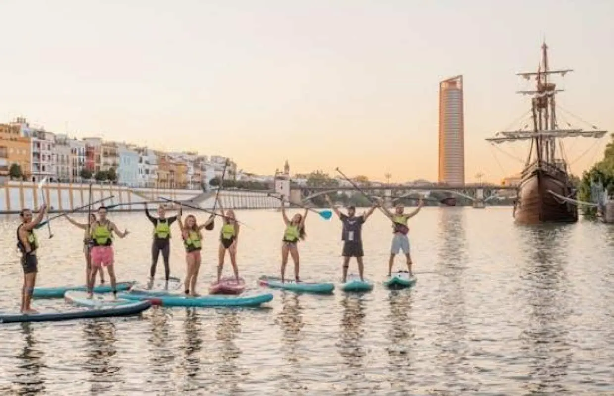 90-minute stand up paddle tour in Seville