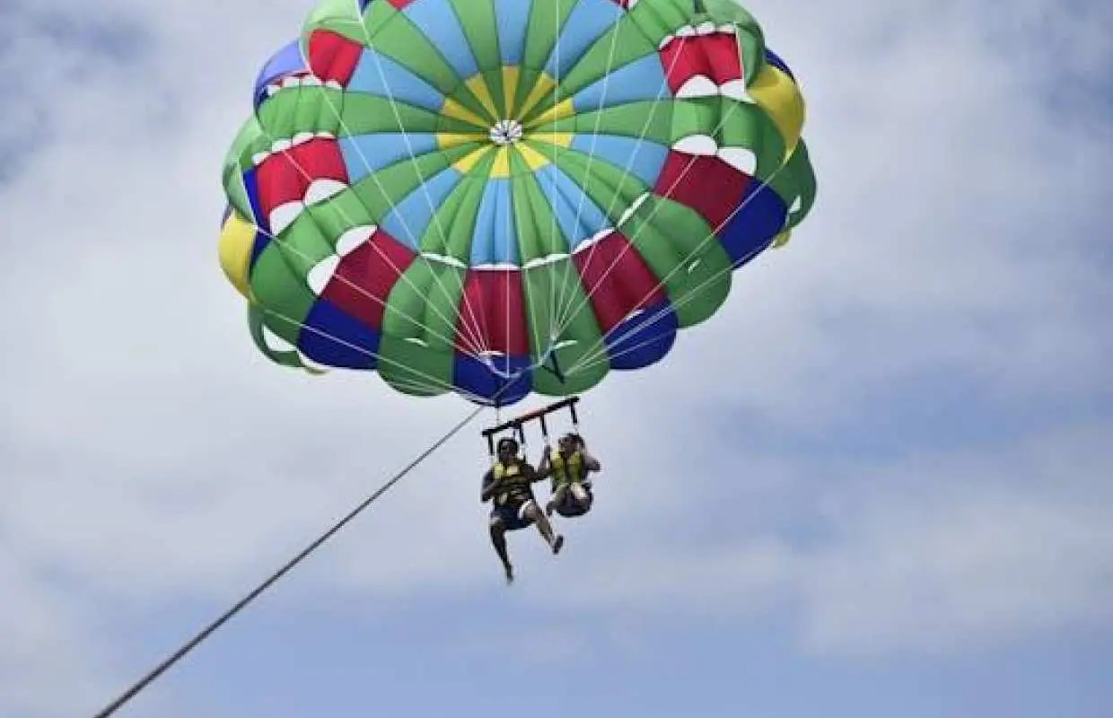 Parasailing in Lanzarote with transfers
