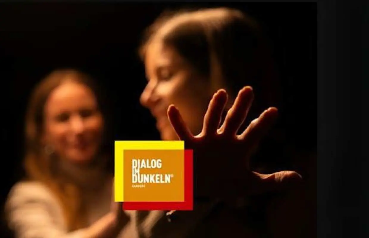 Dialogue in the Dark immersive sensory guided exhibition in German