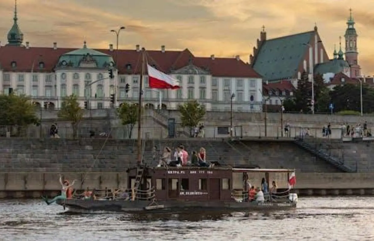 Warsaw old town panorama cruise