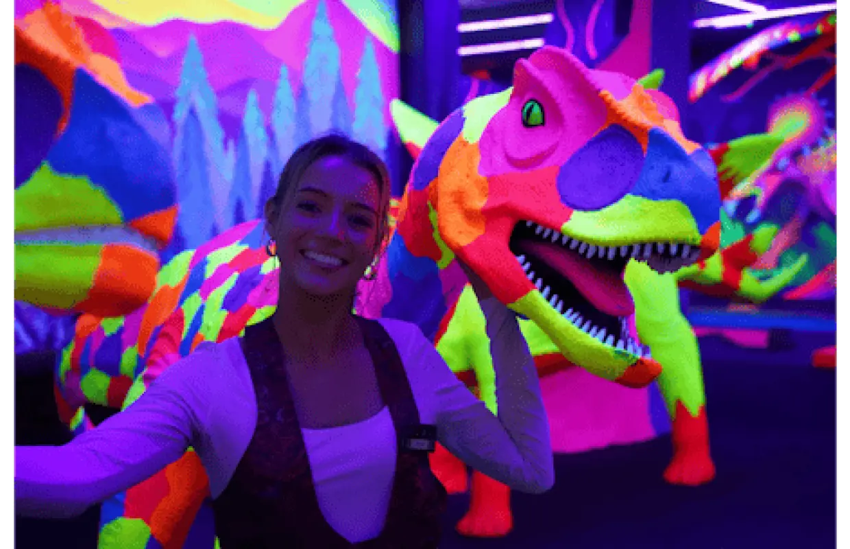 GLOBALLS ticket with your choice of mini golf course or Carnival Games