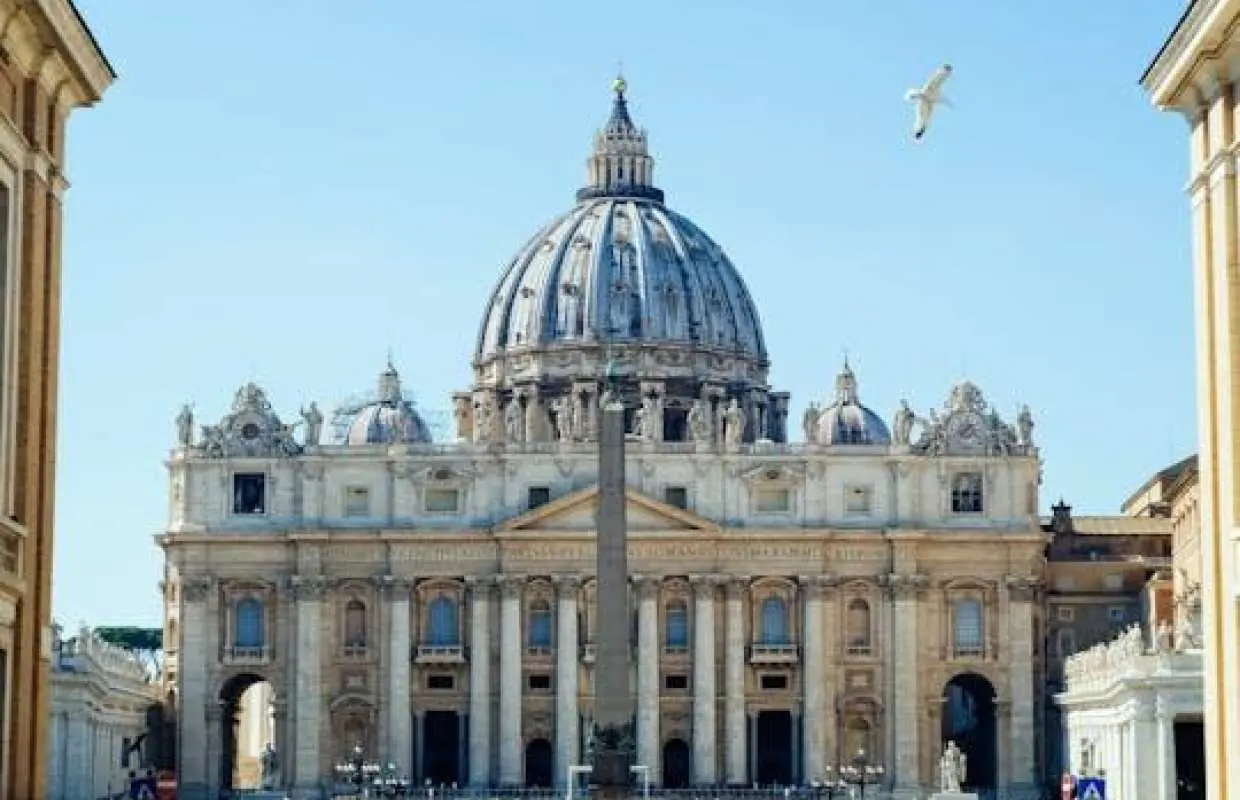 60-minute self-guided audio tour of St. Peter's Basilica