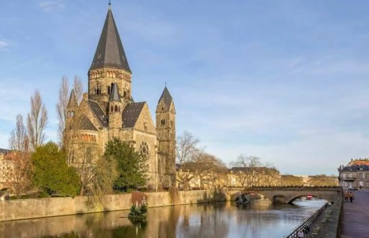 Metz 2-hour introductory walking tour with a local