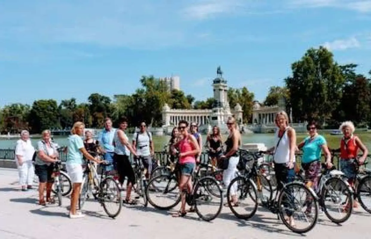 Madrid daily bike tour