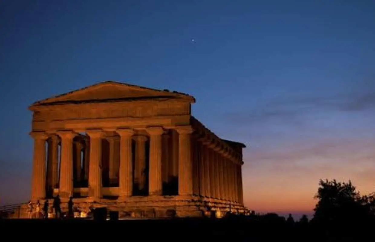 Valley of the Temples sunset guided tour with skip-the-line ticket