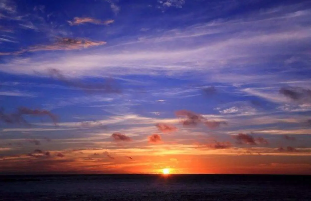 [Okinawa, Miyako Island] Sunrise 6:00 AM - 8:30 AM only! Special plan for trike rental (2 hours 30 minutes)! Can be driven with a regular driver's license & helmet not required, 2 people OK!