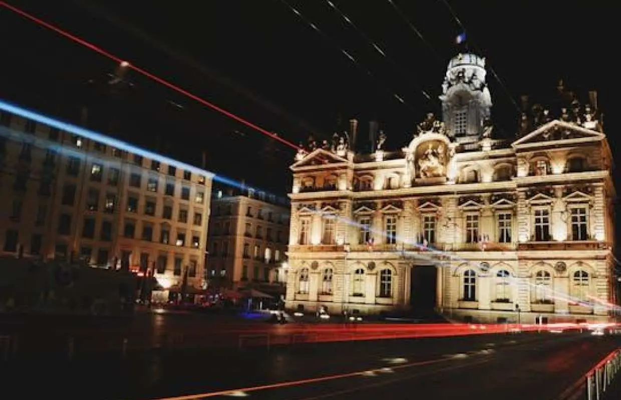 Old Town Lyon WWII exploration game and tour