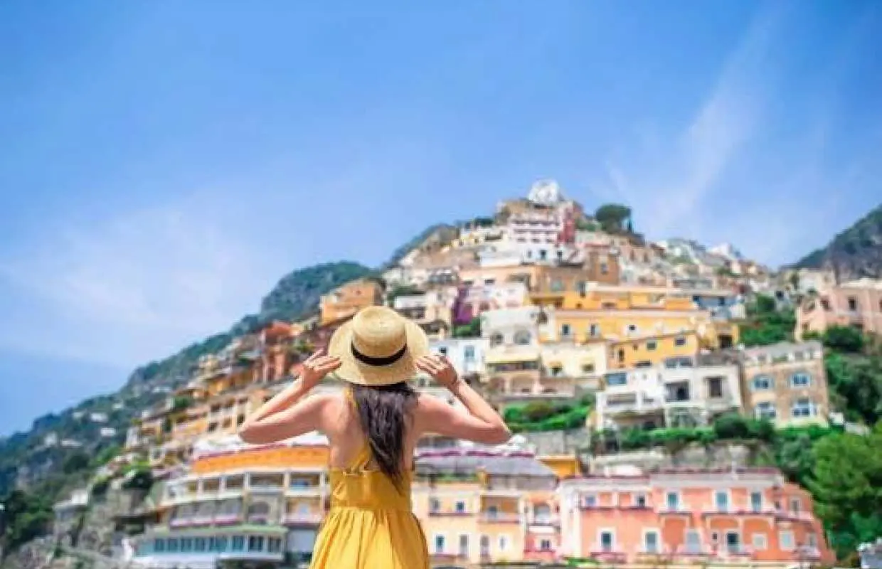 Full-day Amalfi Coast highlights tour in Positano, Amalfi and Ravello