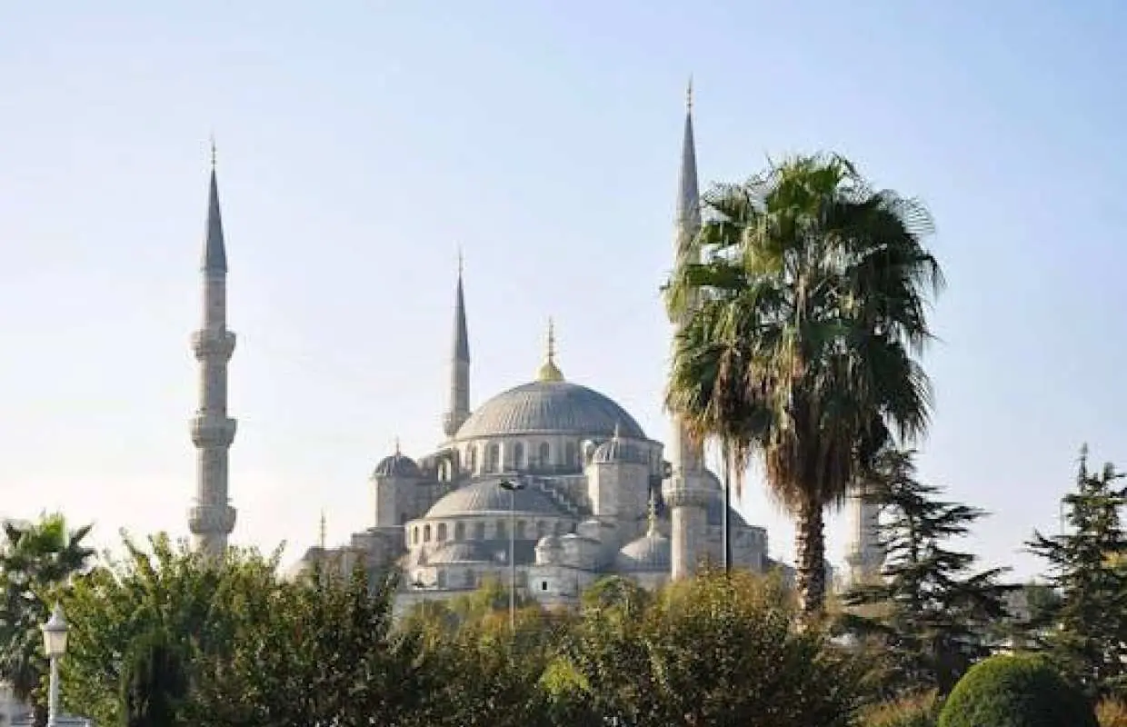 Turistalyaのイスタンブールツアー（航空券込み）