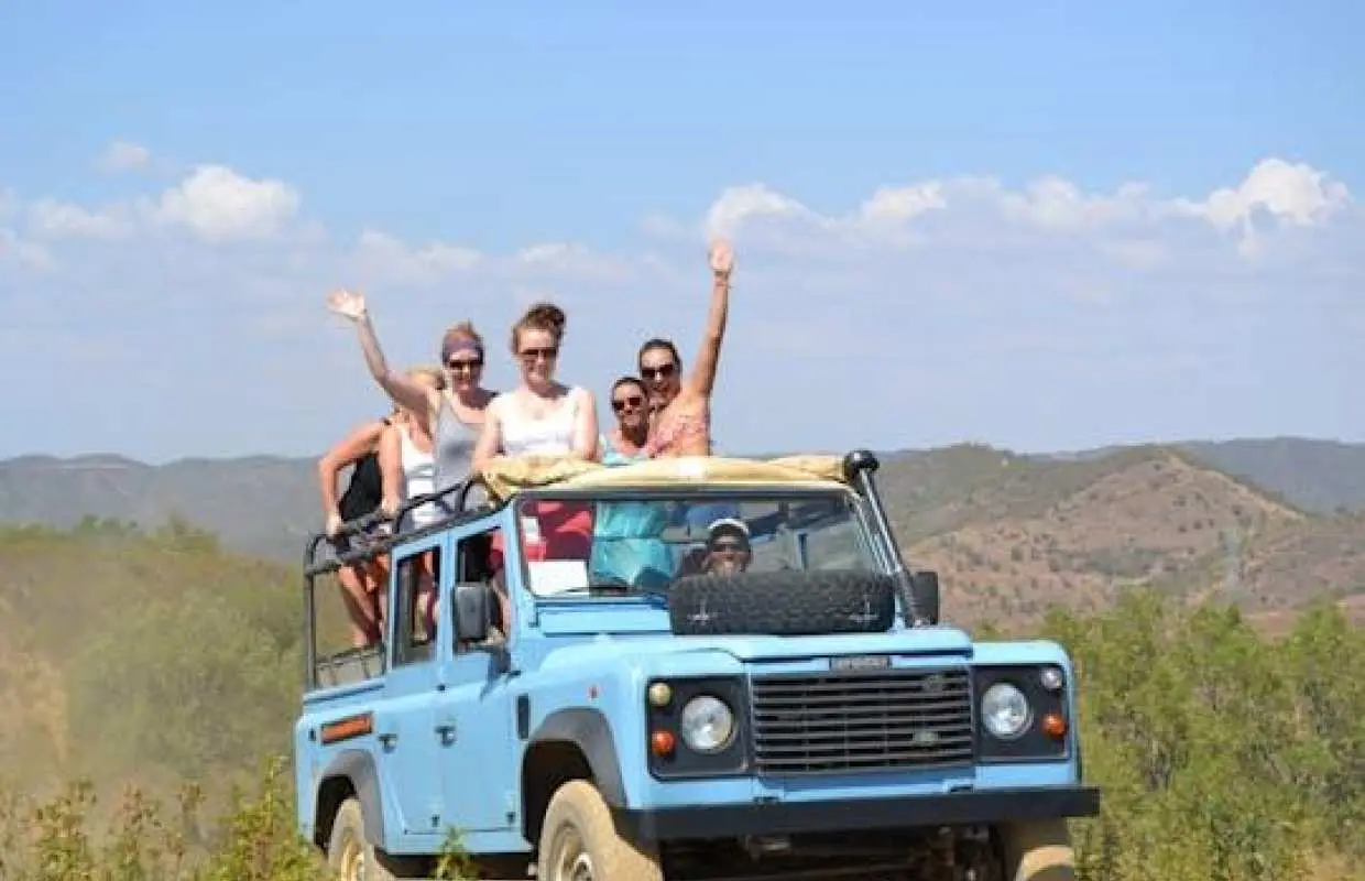 Algarve private half-day 4x4 adventure from Albufeira