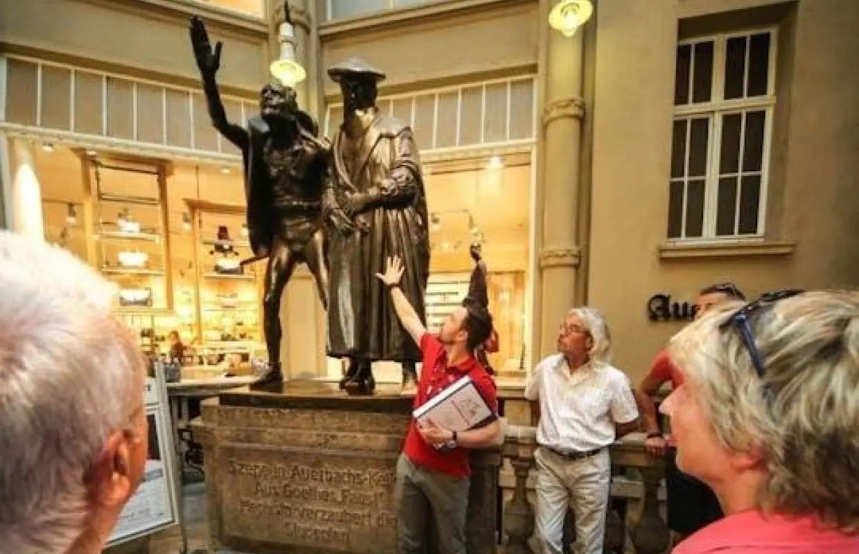 Two-hour Leipzig old town walking