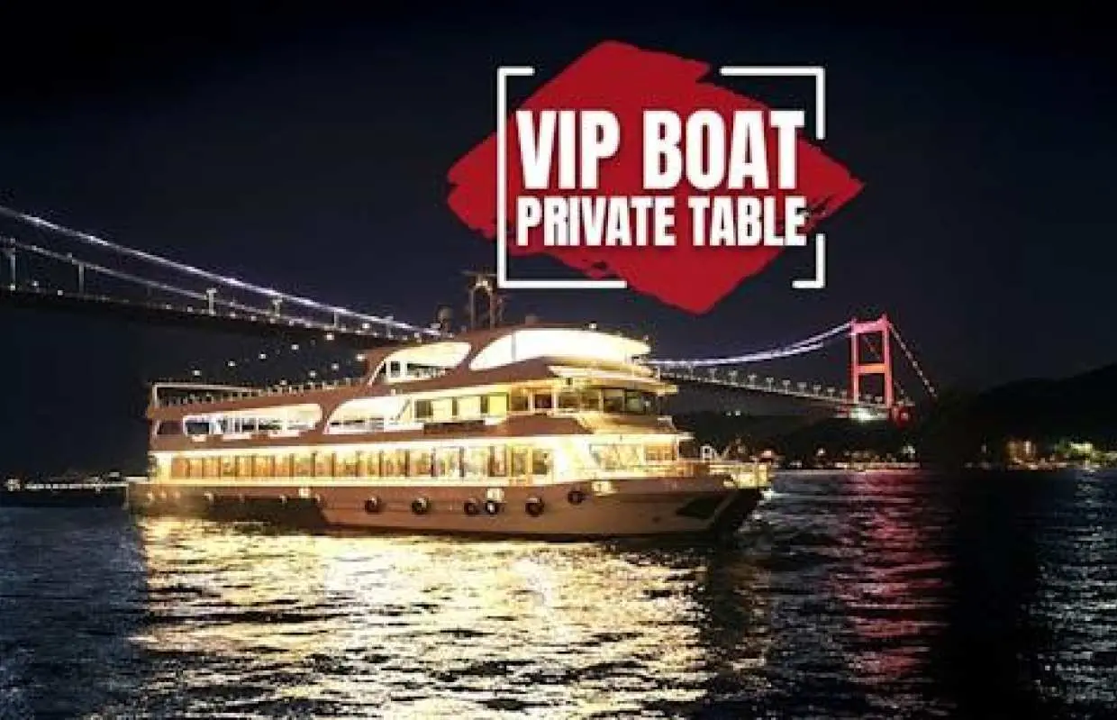 Bosphorus dinner cruise and live show