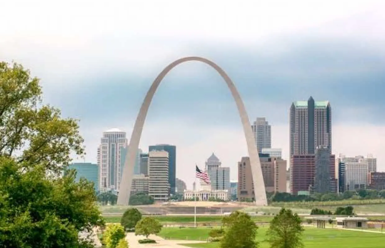 Self-Guided In-App Audio Tour to Discover St. Louis