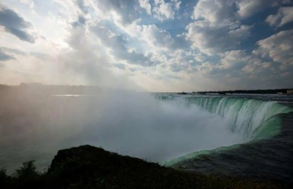 4-day Niagara Falls, Philadelphia and Amish Country tour from NYC