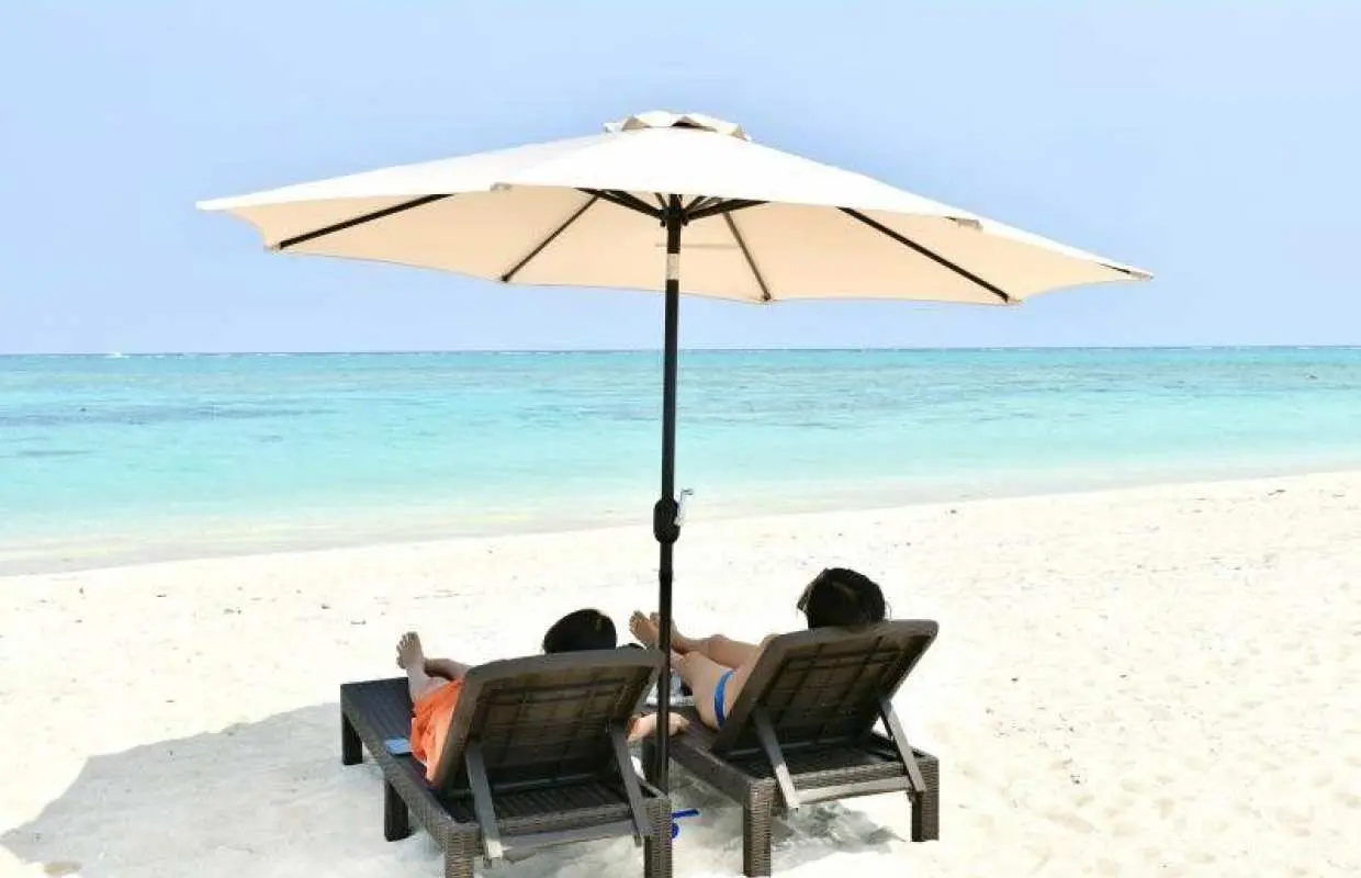 [Limited to 10 people per day] Half-day tour of Hatenohama beach & crafting experience | Includes private parasol and drinks | Receive photo data as a gift for posting a review