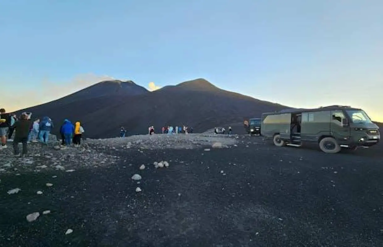 埃特纳火山北坡四驱探险