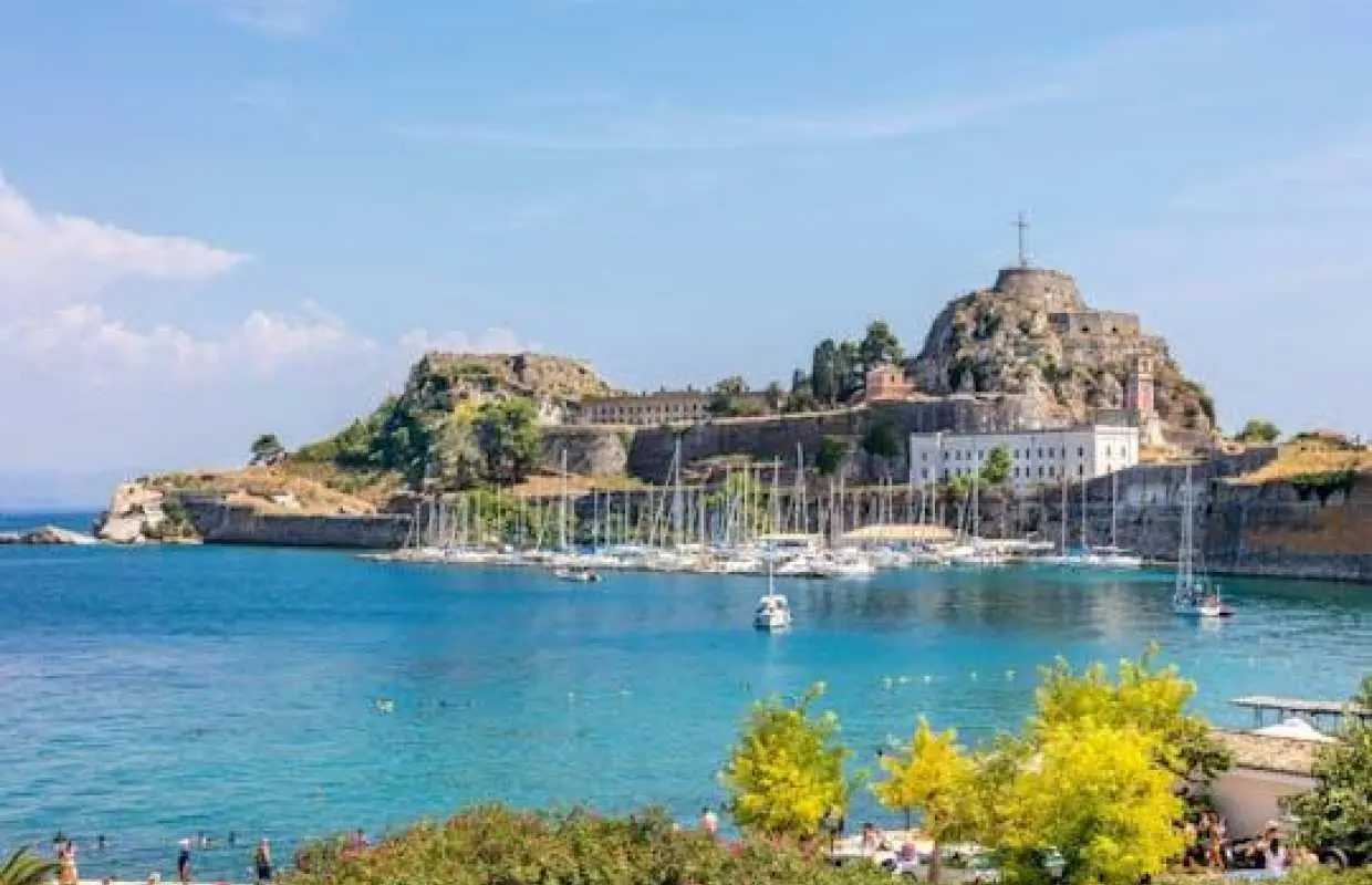 Sites & Bites: Corfu Old Town, Greek doughnuts and ouzo