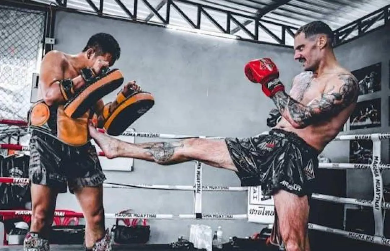 Introductory private Muay Thai boxing lesson for beginners in Pattaya
