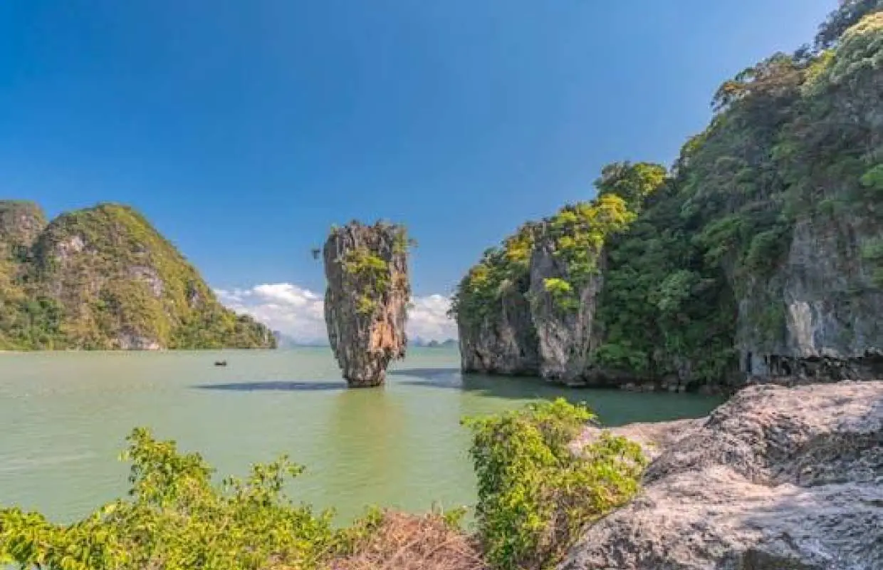 詹姆斯庞德岛和 Ko Naka Yai 与 Ko Hong 从 Khao Lak 乘坐高速双体船划独木舟