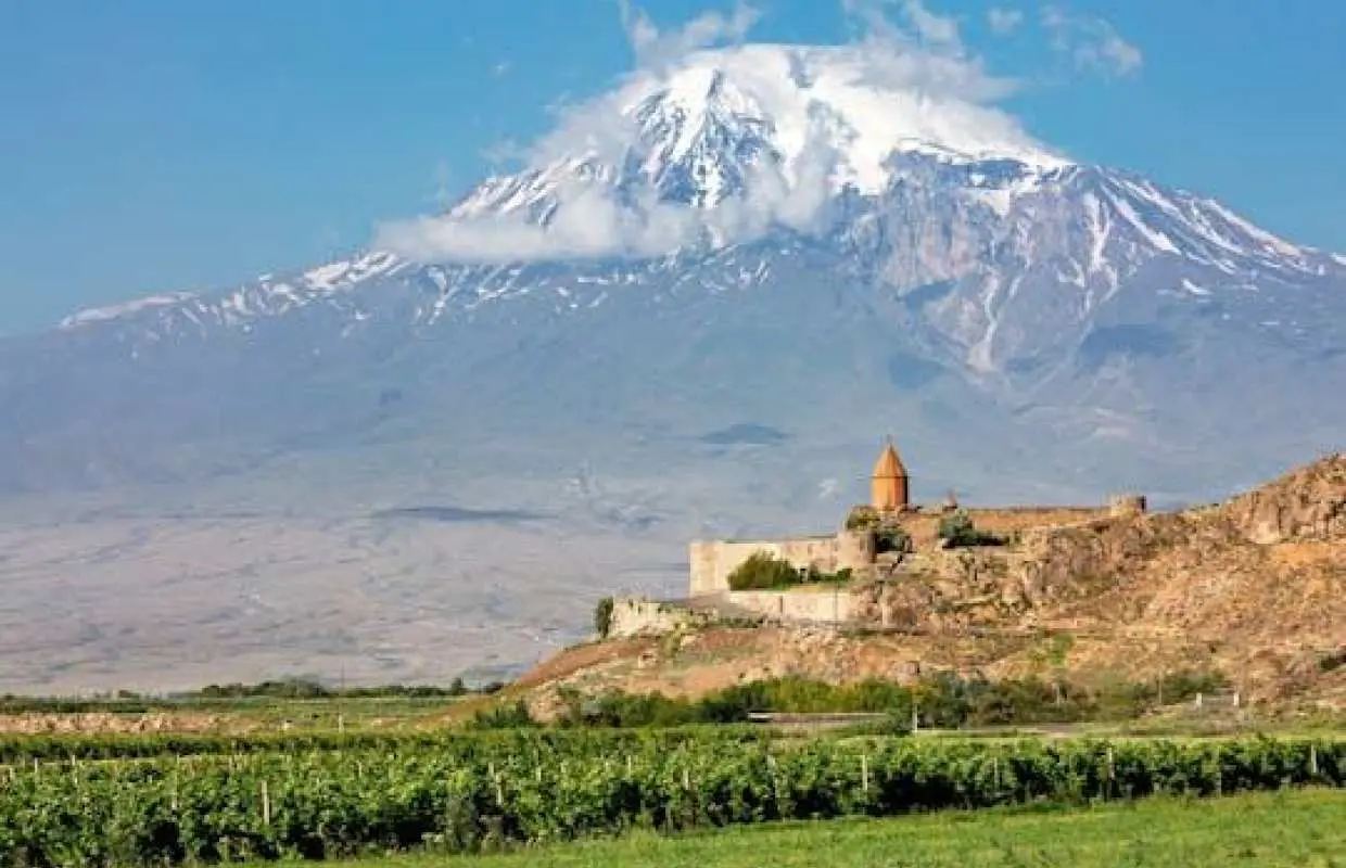Day trip to Khor Virap, St. Echmiadzin, Zvartnots