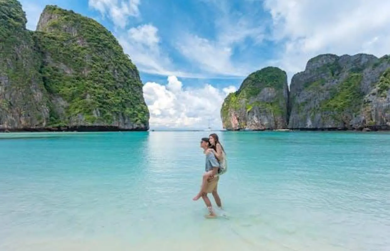 普吉島出發，參加竹島之旅，探索皮皮島和瑪雅灣