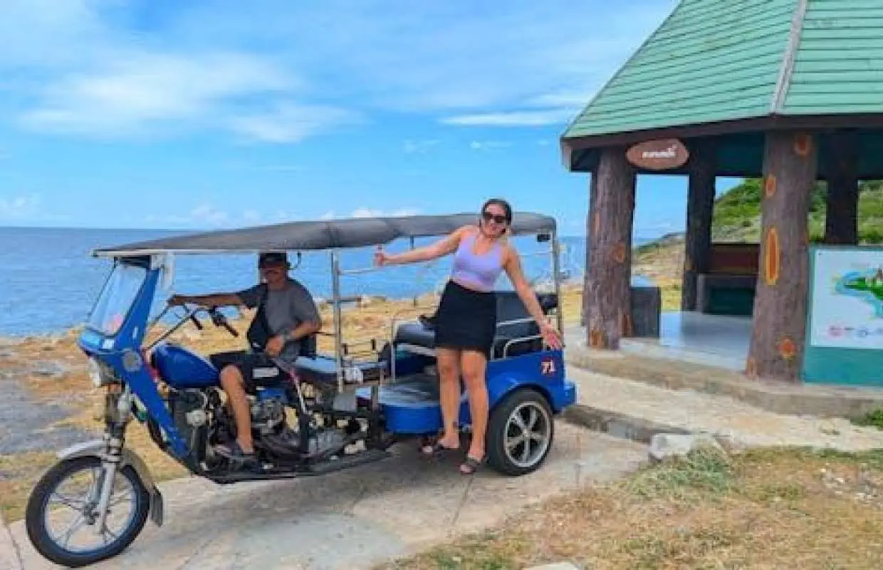 Tuktuk Tour in Koh Sichang Island from Pattaya
