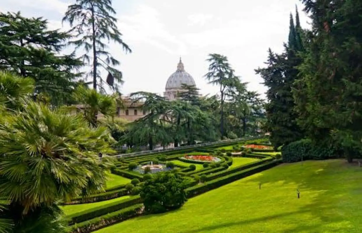 Vatican Gardens open bus tour, Vatican Museums and Sistine Chapel