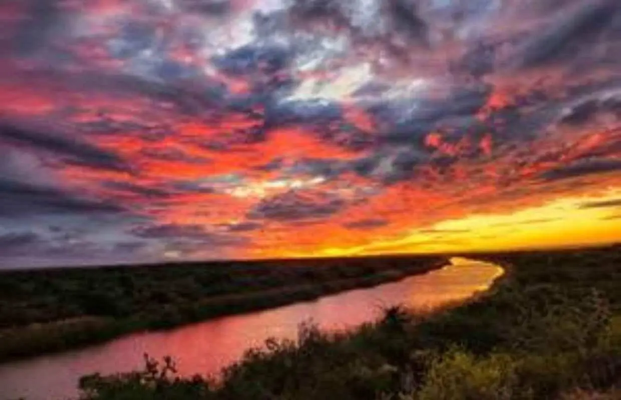Addo: Sundowner Ferry Cruise｜South Africa