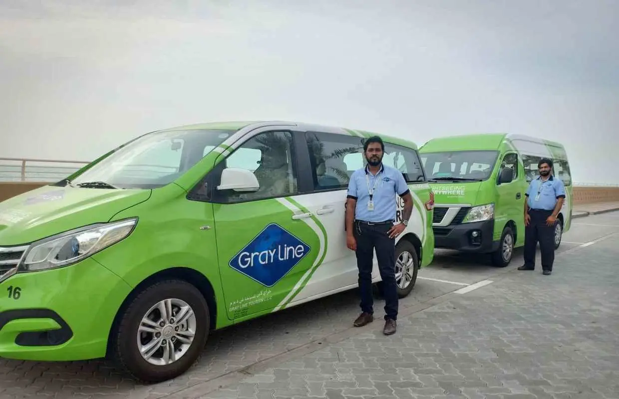 Abu Dhabi: Private Airport Transfers｜United Arab Emirates