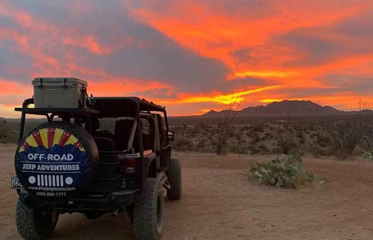 Sonoran Desert: Sunset Jeep Tour with Tonto National Forest｜United States