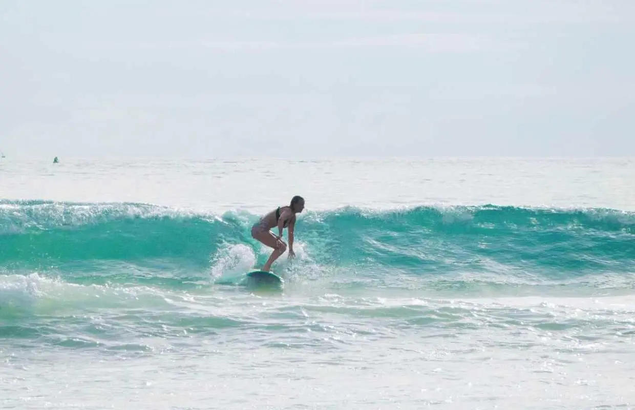 Phuket: 1.5-HRS Group Lesson Surf Experience in Bang Tao with Local Instructor