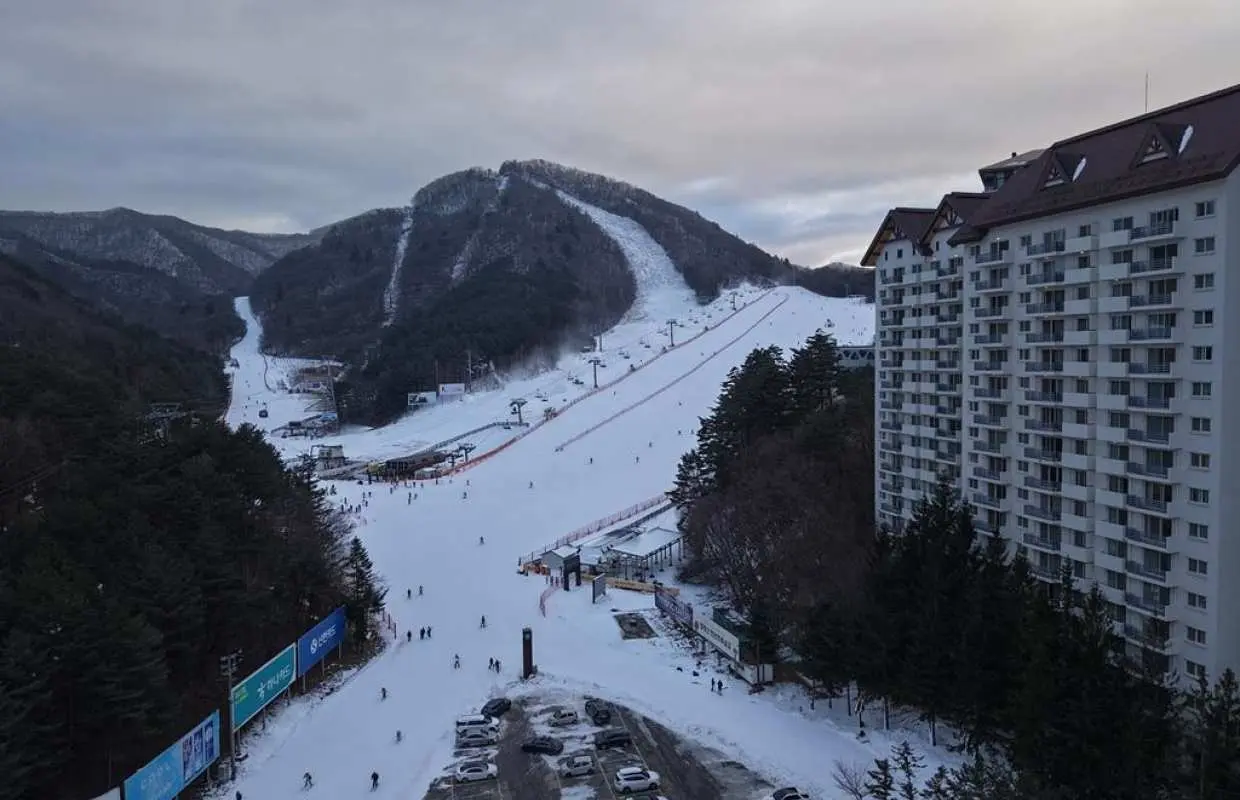 韓國江原道 莫納龍平渡假村 FUN SKI