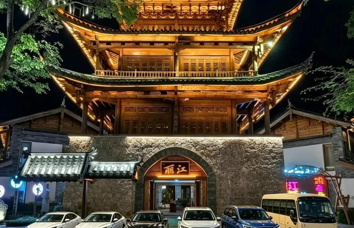 中国丽江|丽江私人定制包车一日游|自由行多日包车专车服务|商务包车服务