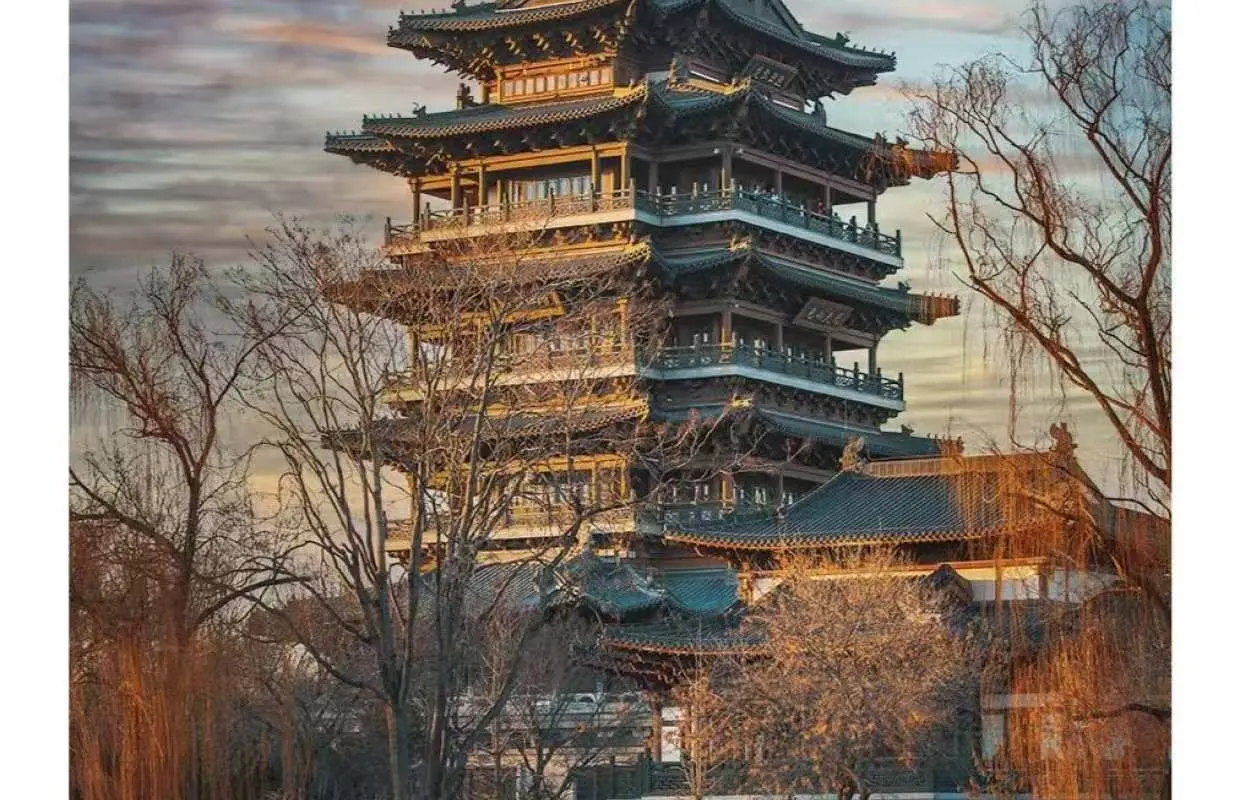 济南趵突泉 + 大明湖 + 千佛山 3 日游包车