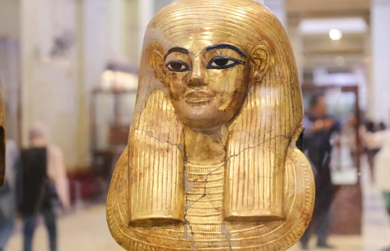 Egyptian Museum & Cairo Tower Tour with Cairo City Views