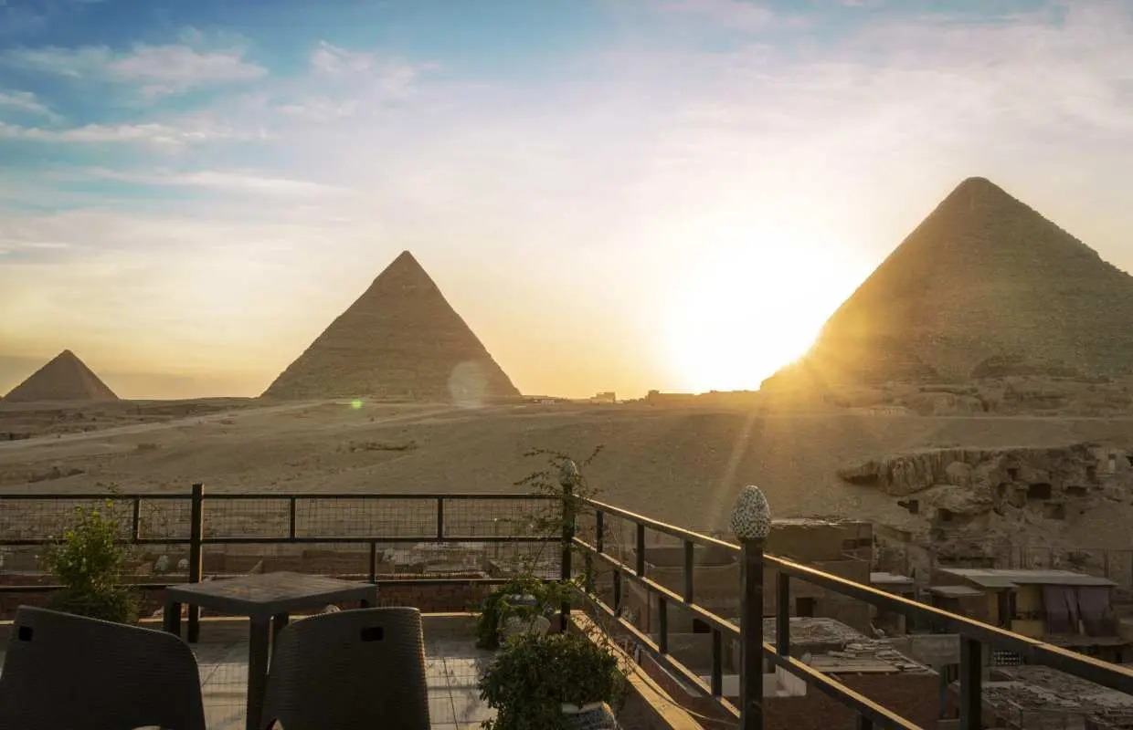 Egyptian Museum Cairo Tour With Pyramids at Sunrise Experience