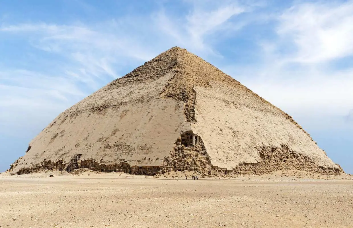 From Cairo: Grand Egyptian Museum and Dahshur Pyramid Tour