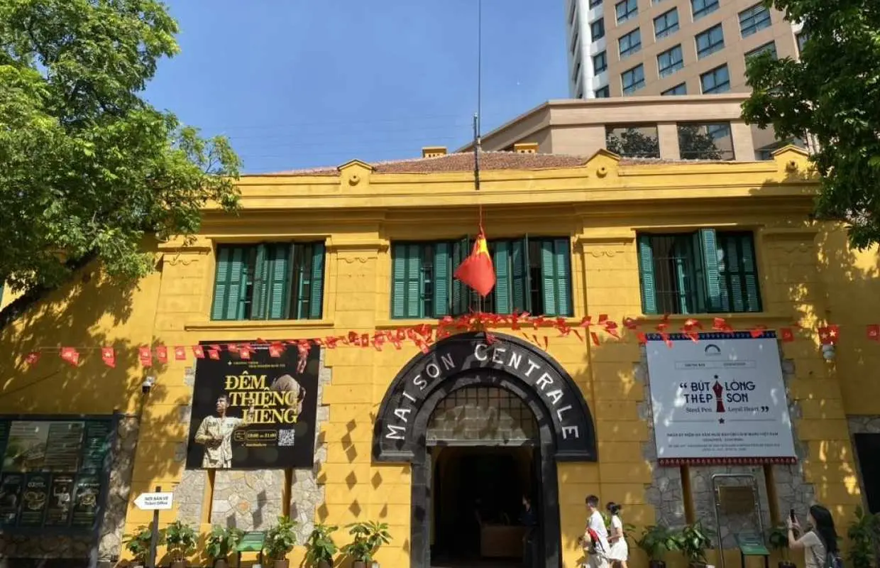 Hà Nội: Chuyến tham quan chiến tranh Việt Nam với nhà tù Hỏa Lò & Chợ Giời