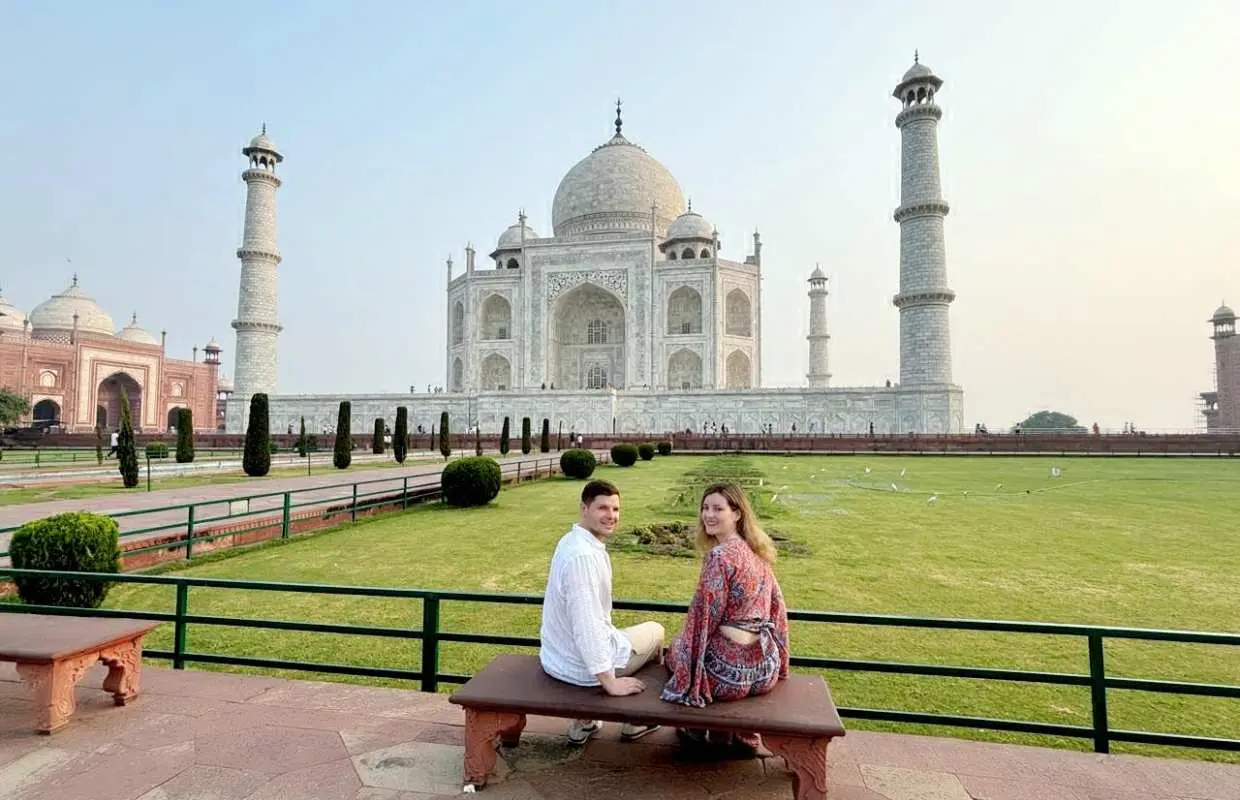 From Delhi : Taj Mahal & Agra Private Day tour with 5* Lunch