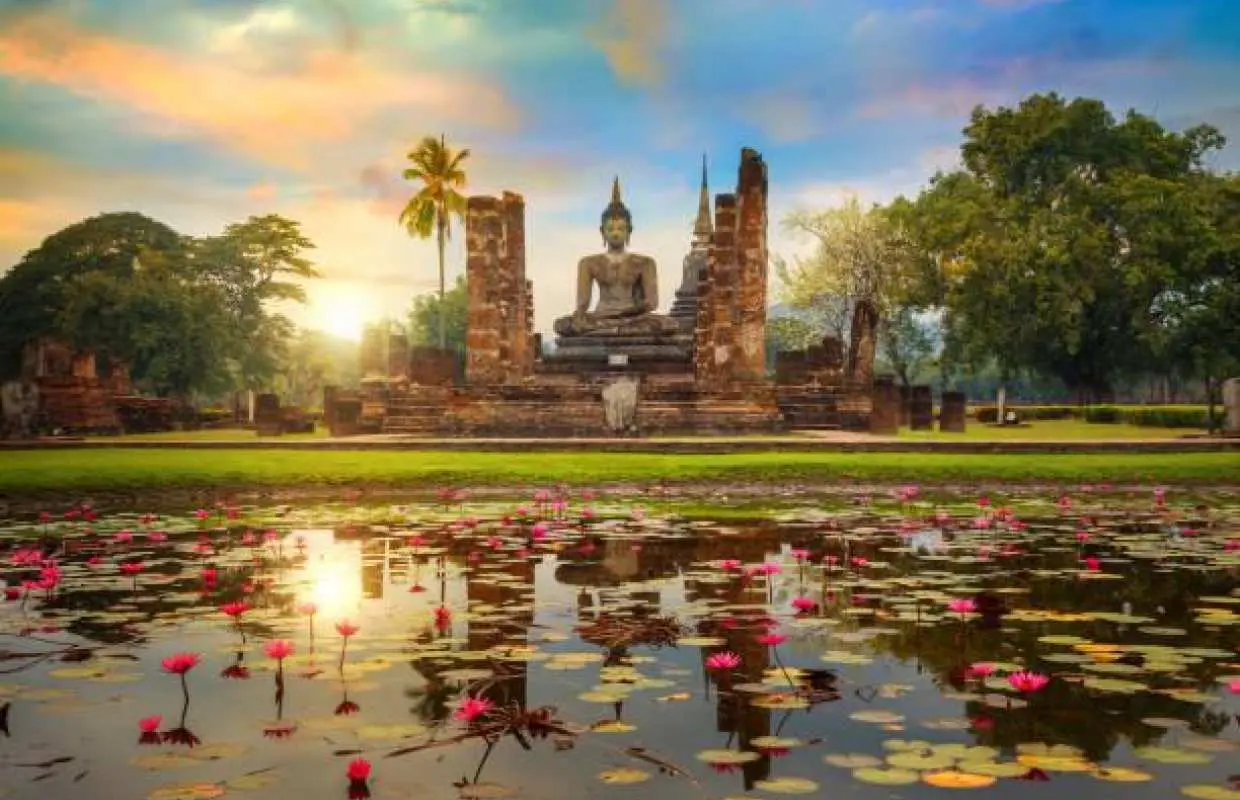 Private Transfer from Sukhothai to/from Chiang Mai | Thailand
