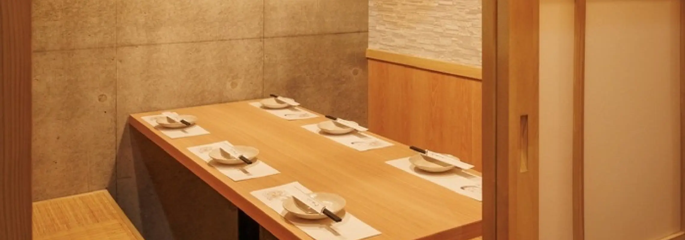 东京田町/三田 |鸡肉料理鸟翔鸟泉（田町总店） |仅座位预订