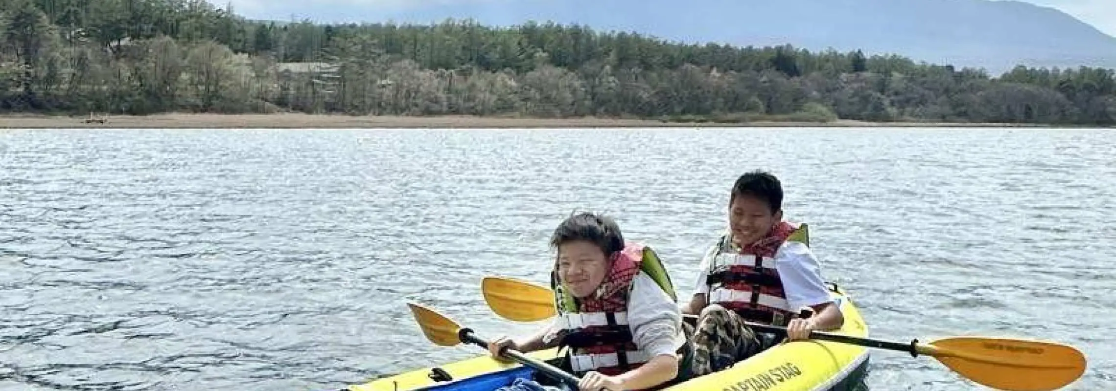 【山梨・山中湖】〈90分〉初心者におすすめ！富士山に一番近い山中湖でカヤック体験！(2人乗り）