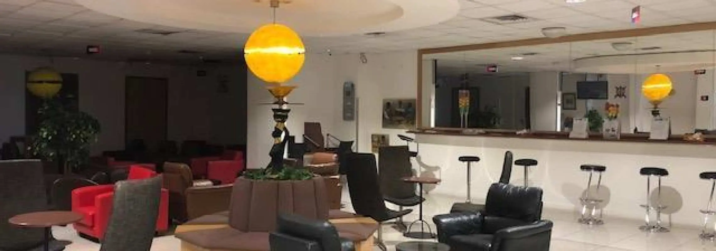 科託卡國際機場(ACC) | Terminal 2 | Adinkra Lounge | 貴賓室服務