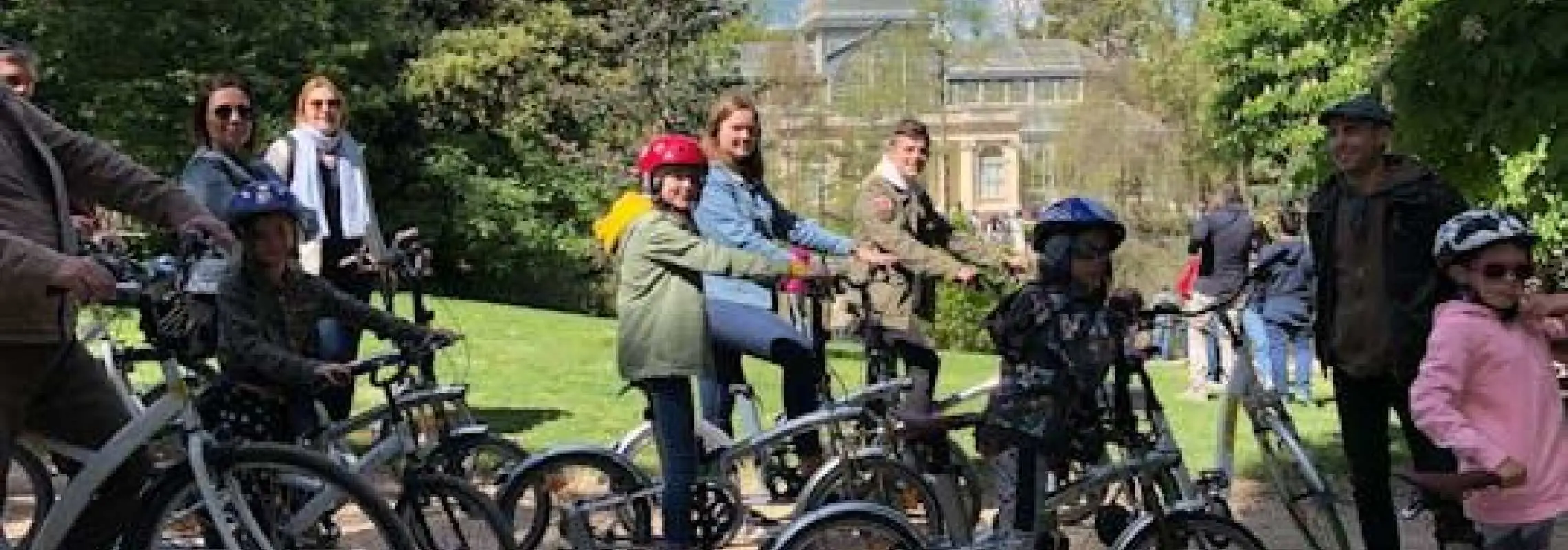 Retiro Park bike or e-bike tour in Madrid