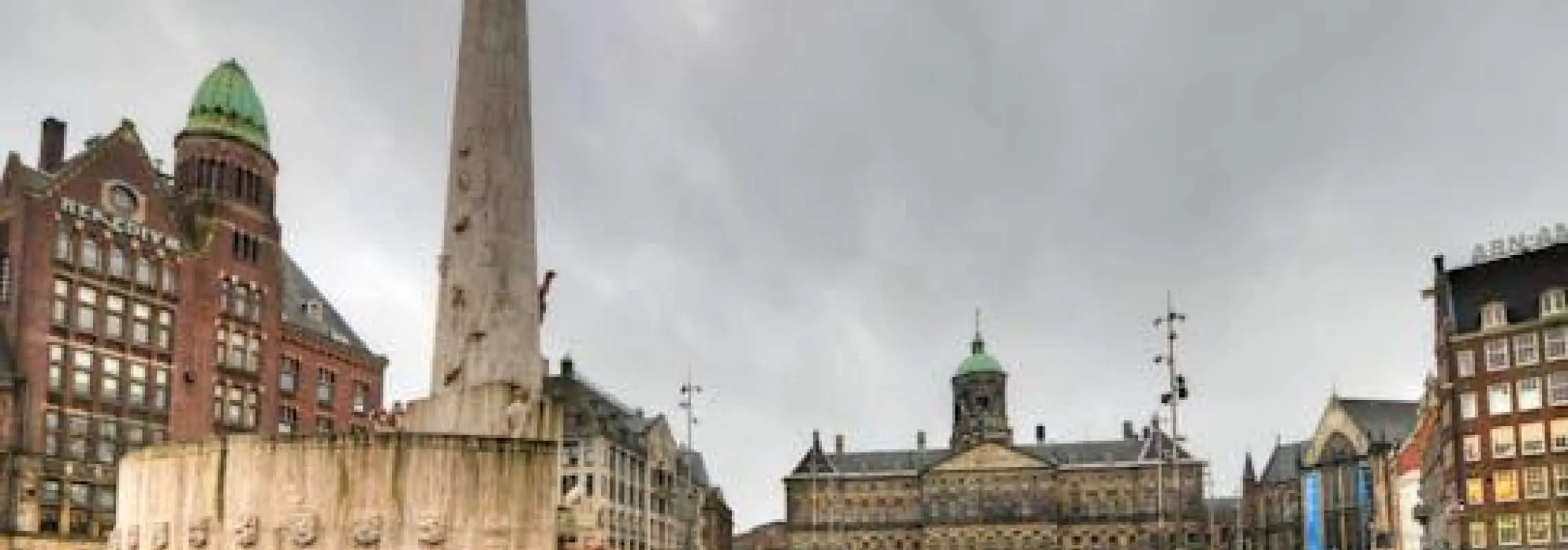 Private World War II tour in Amsterdam